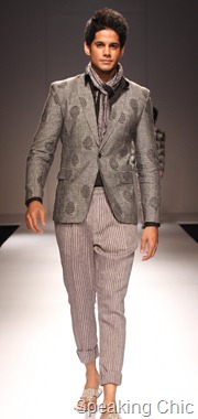 Model for Manoviraj Khosla at VHIMW 2011